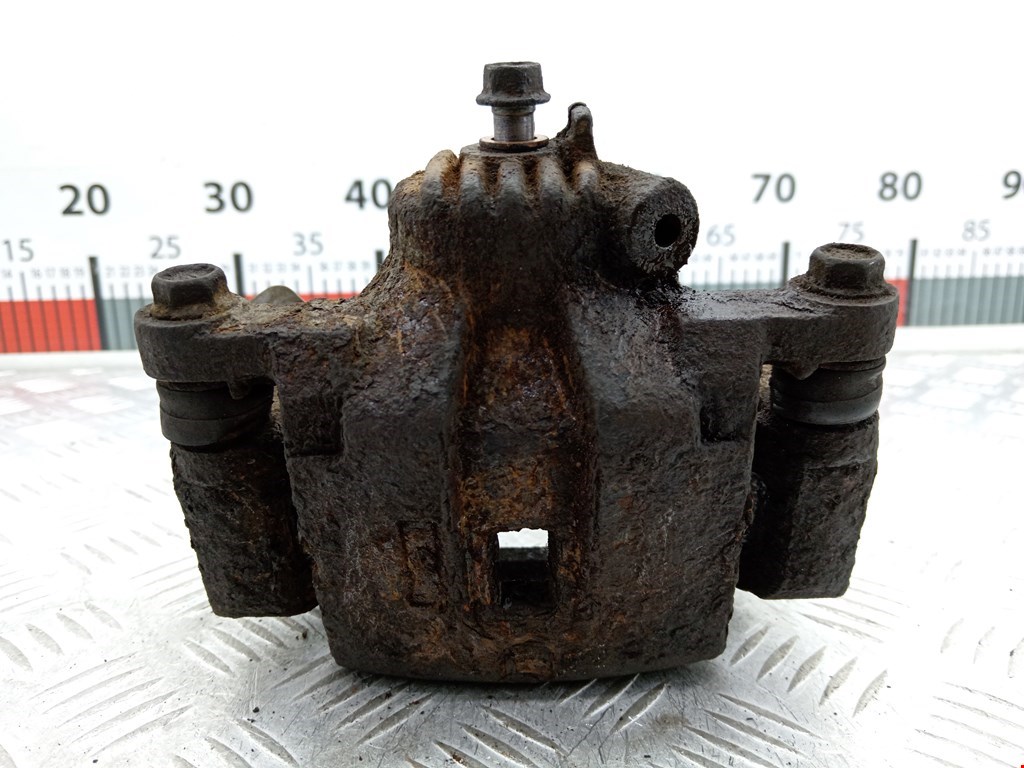 Суппорт задний левый KIA Sorento 2002-2009