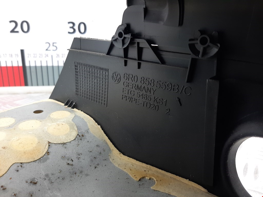 Кожух рулевой колонки VOLKSWAGEN Polo V HB 2009-2017