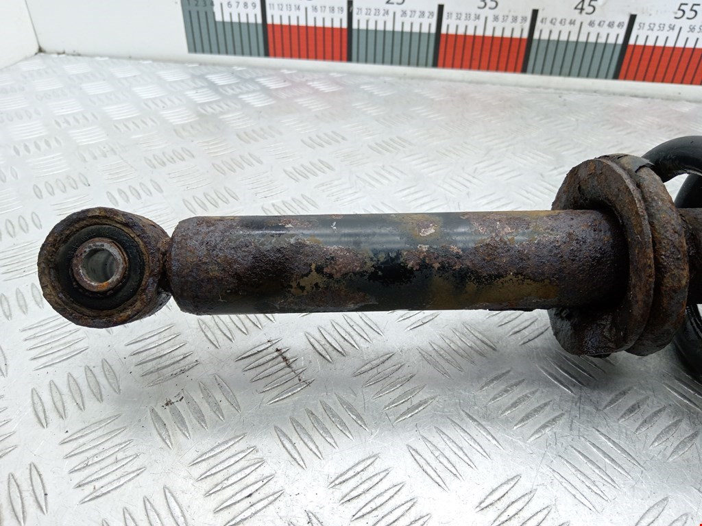 Амортизатор передний правый KIA Sorento 2002-2009