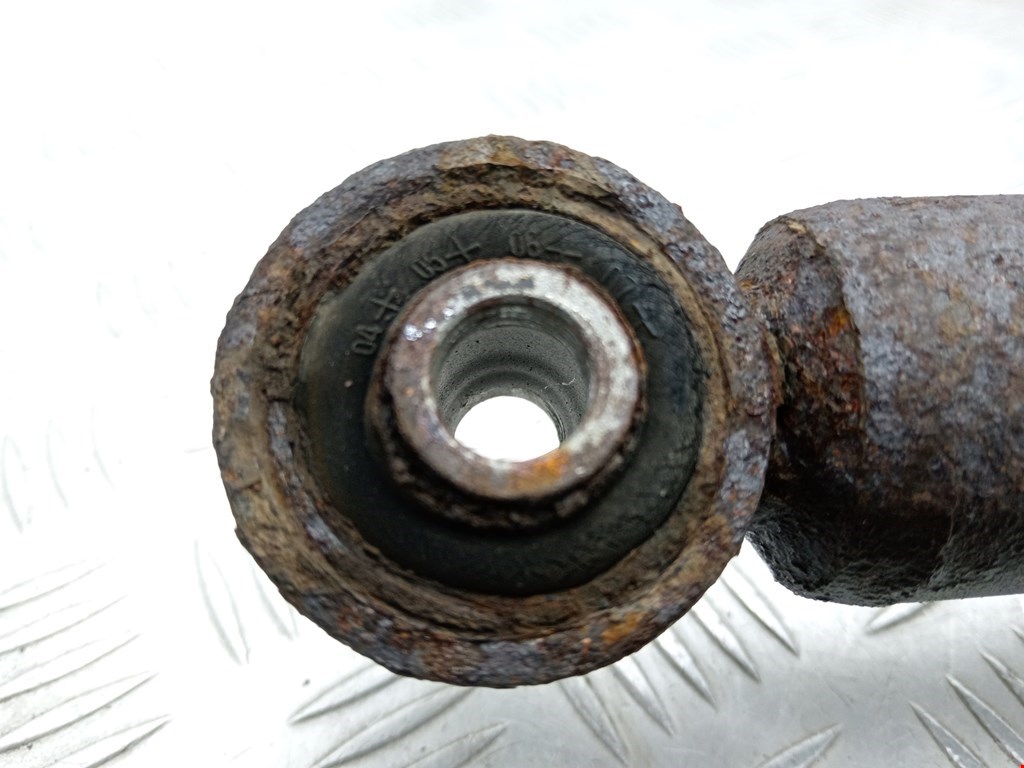 Амортизатор передний правый KIA Sorento 2002-2009