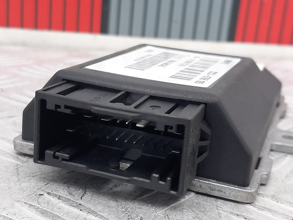 Блок управления электроусилителем BMW 7er 7 серия E65/E66 2001-2008