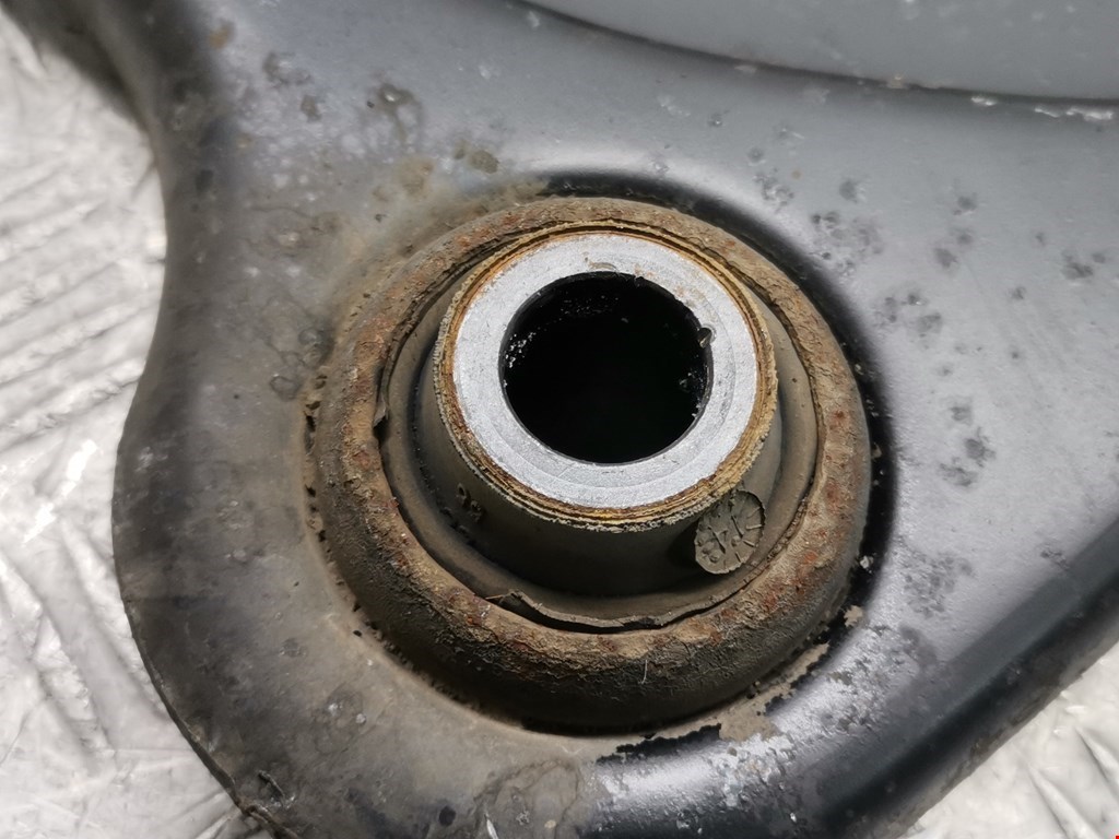 Рычаг передний левый CITROEN C4 Cactus 2014-н.в.