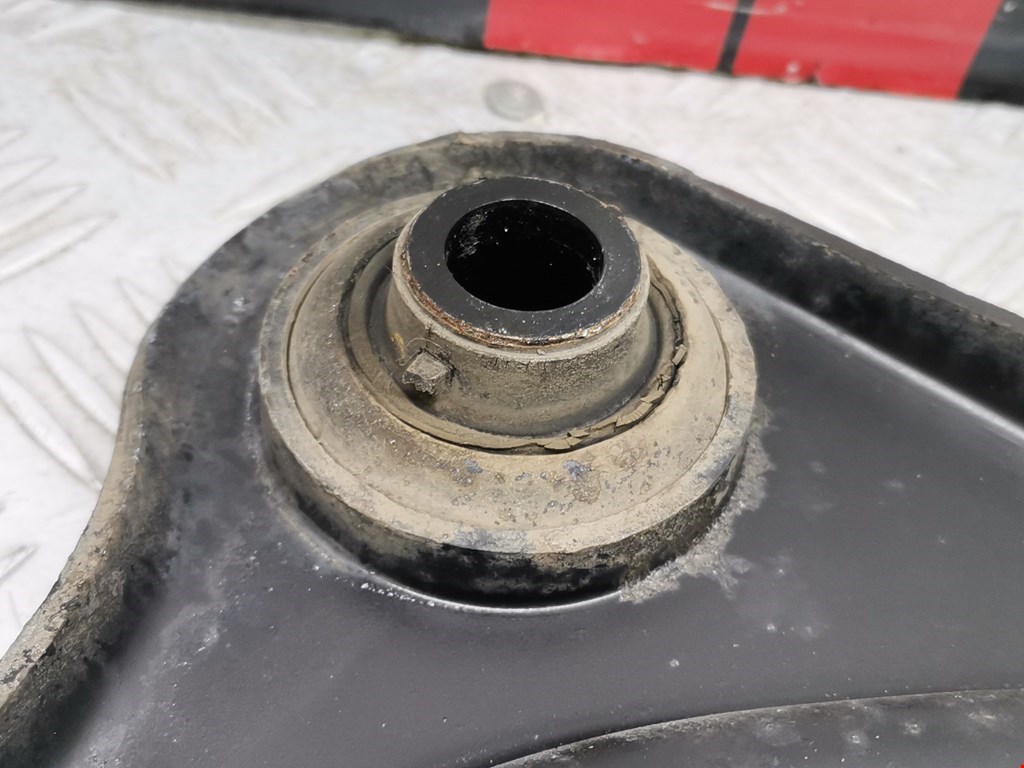 Рычаг передний левый CITROEN C4 Cactus 2014-н.в.