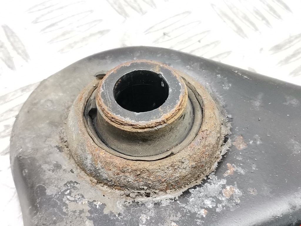 Рычаг передний правый CITROEN C4 Cactus 2014-н.в.