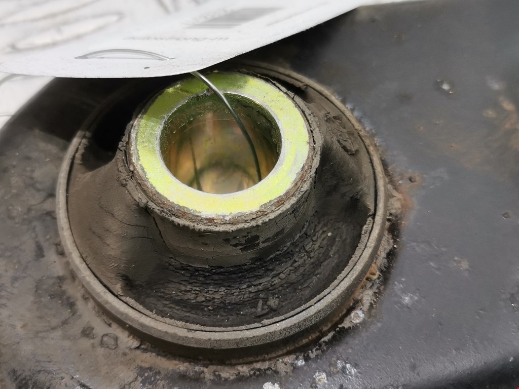 Рычаг передний правый CITROEN C4 Cactus 2014-н.в.