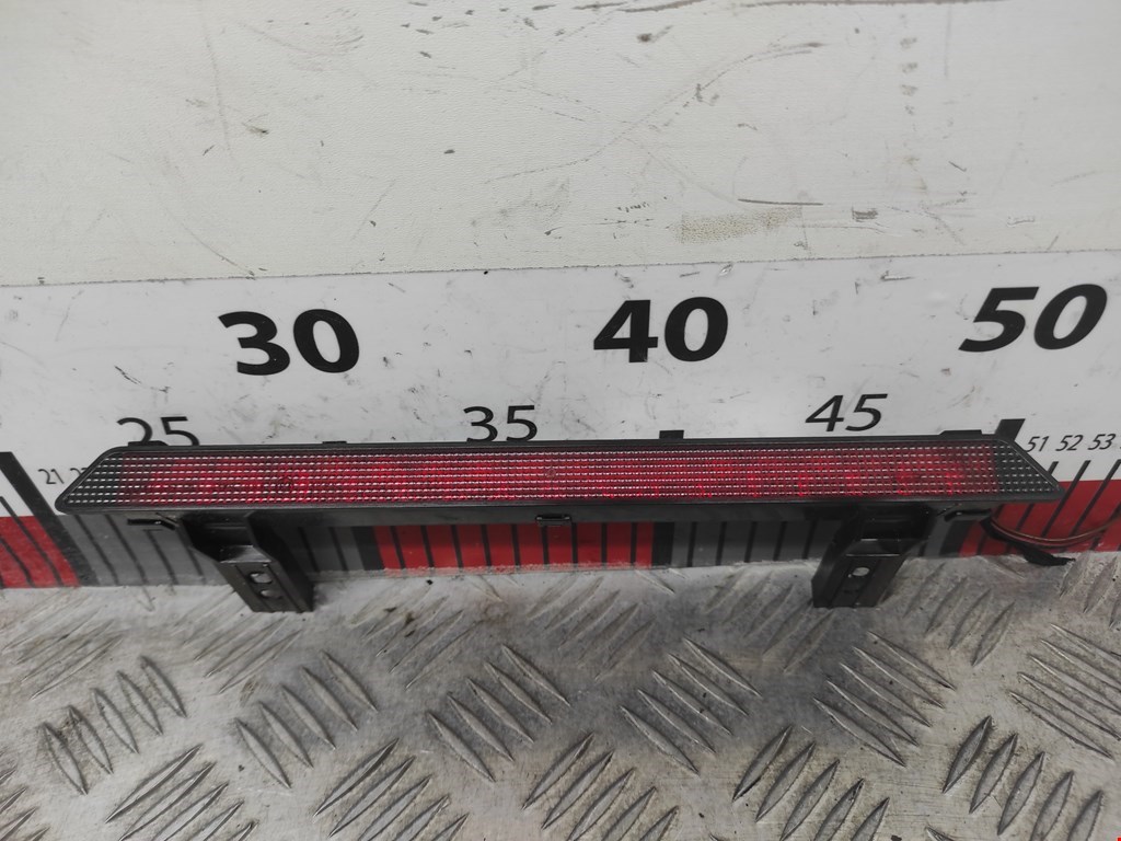 Фонарь дополнительный тормозной (стоп-сигнал) Skoda Fabia 1 (1999-2007)