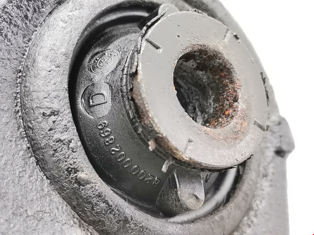 Рычаг передний левый NISSAN Primastar 2001-2014