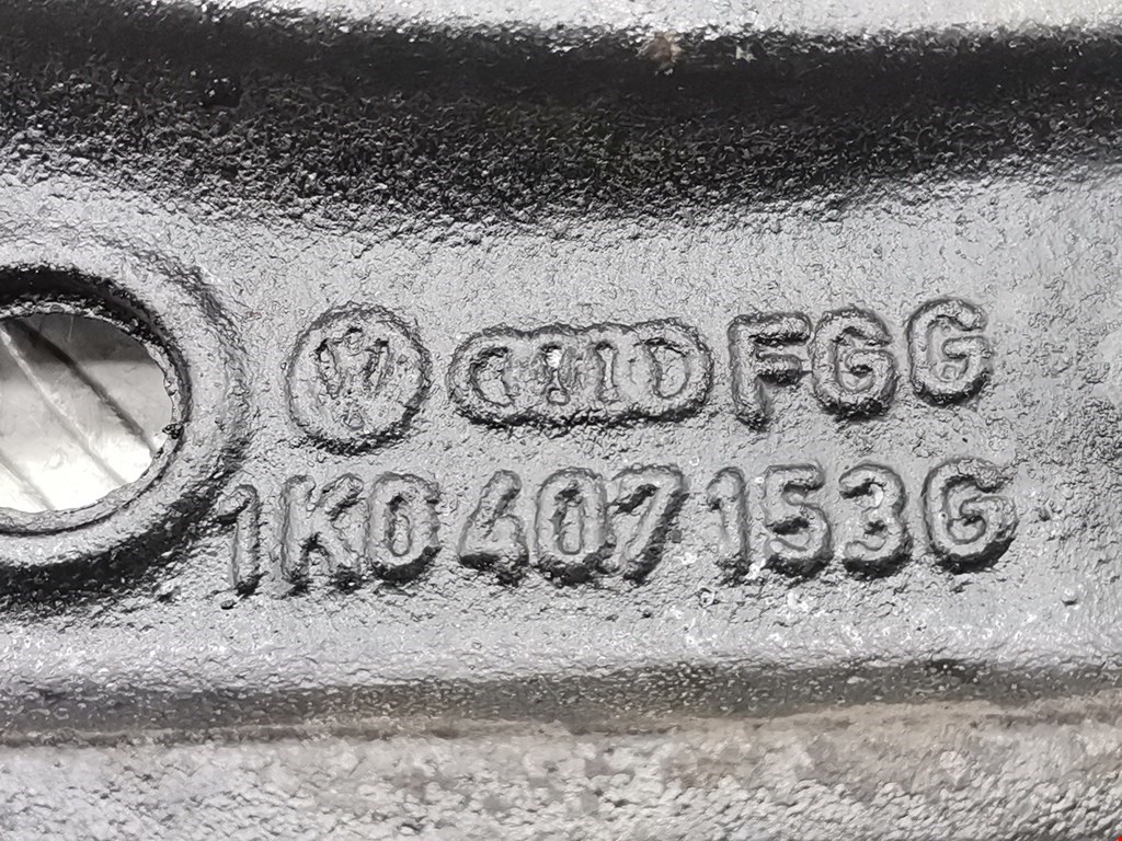 Рычаг передний левый VOLKSWAGEN Eos 2006-2015