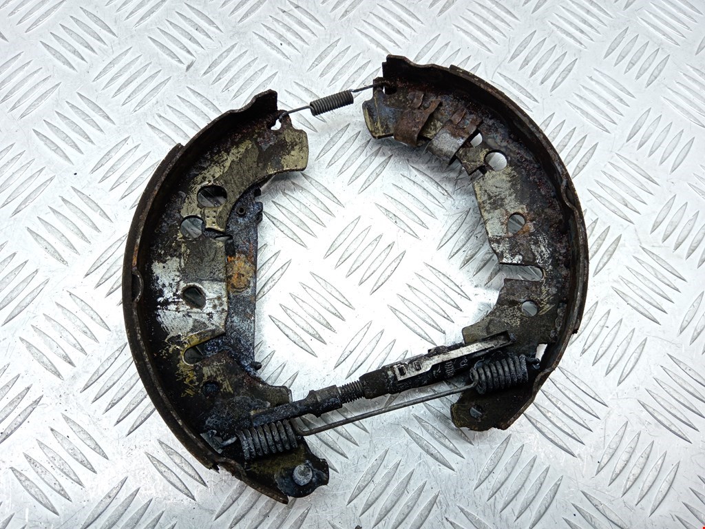 Механизм ручного тормоза (ручника) OPEL Corsa D 2006-2014