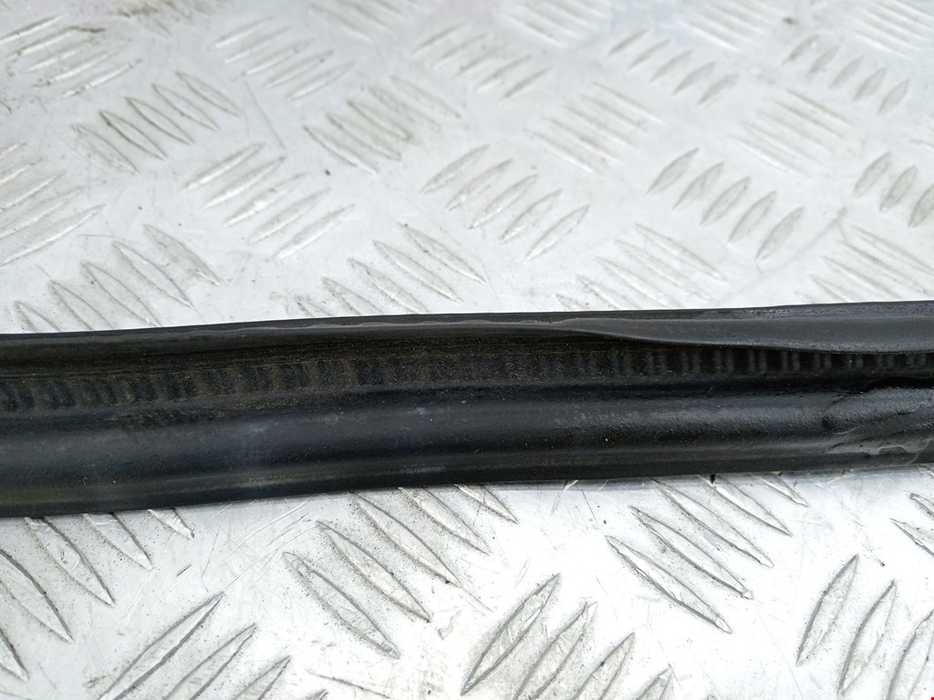 Уплотнитель (наружный) OPEL Astra G 1998-2005