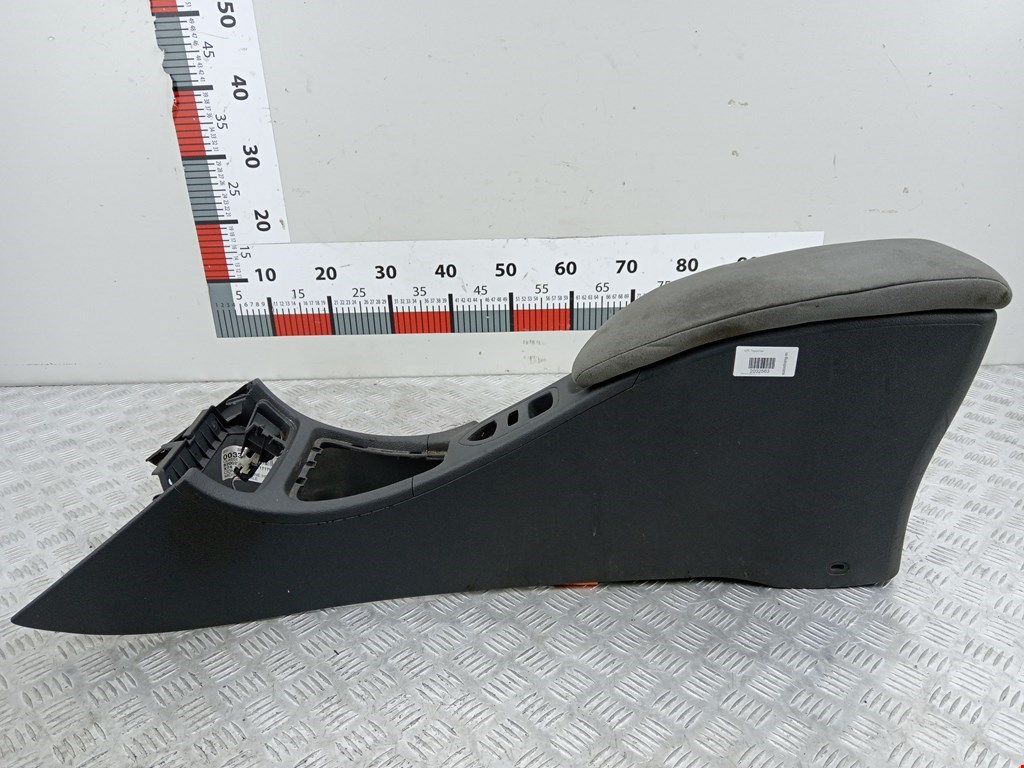 Подлокотник в салон RENAULT Laguna 2001-2007