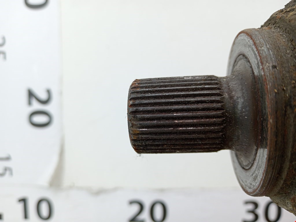 Полуось (привод, приводной вал) передняя левая VOLKSWAGEN Caddy III 2004-2015