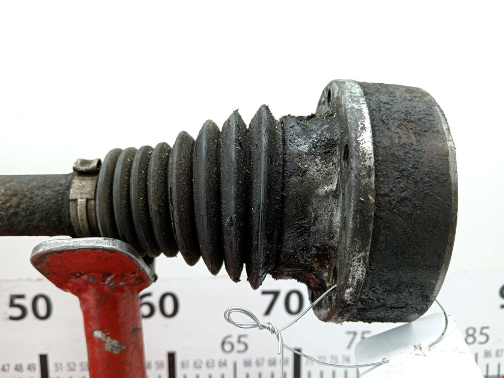 Полуось (привод, приводной вал) передняя левая VOLKSWAGEN Caddy III 2004-2015