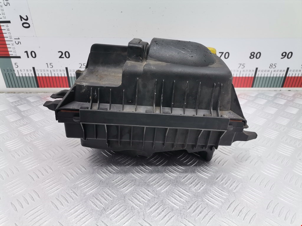 Корпус воздушного фильтра NISSAN Primastar 2001-2014