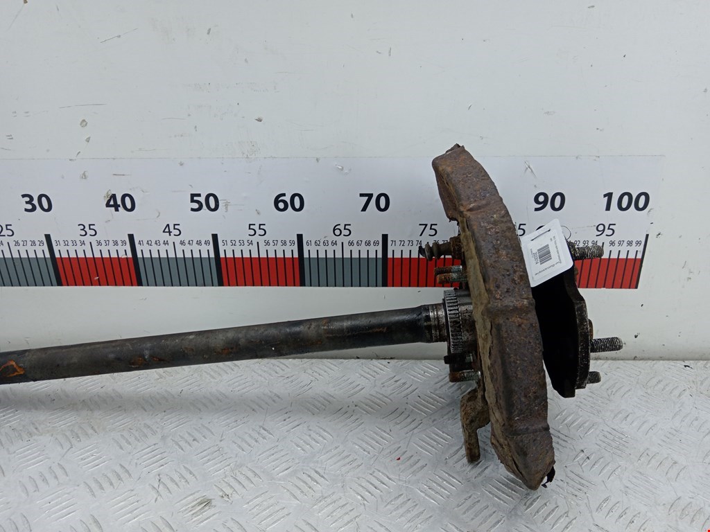 Полуось (привод, приводной вал) задняя правая KIA Sorento 2002-2009