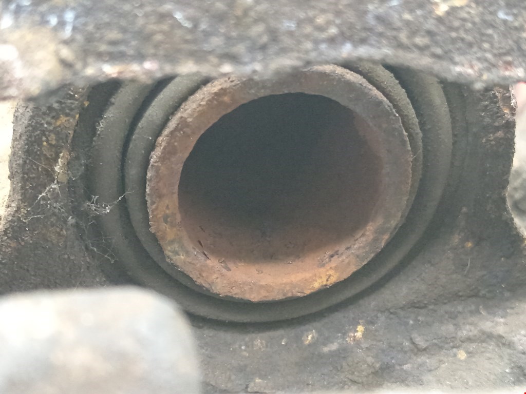 Суппорт задний правый NISSAN Qashqai J10 2006-2013