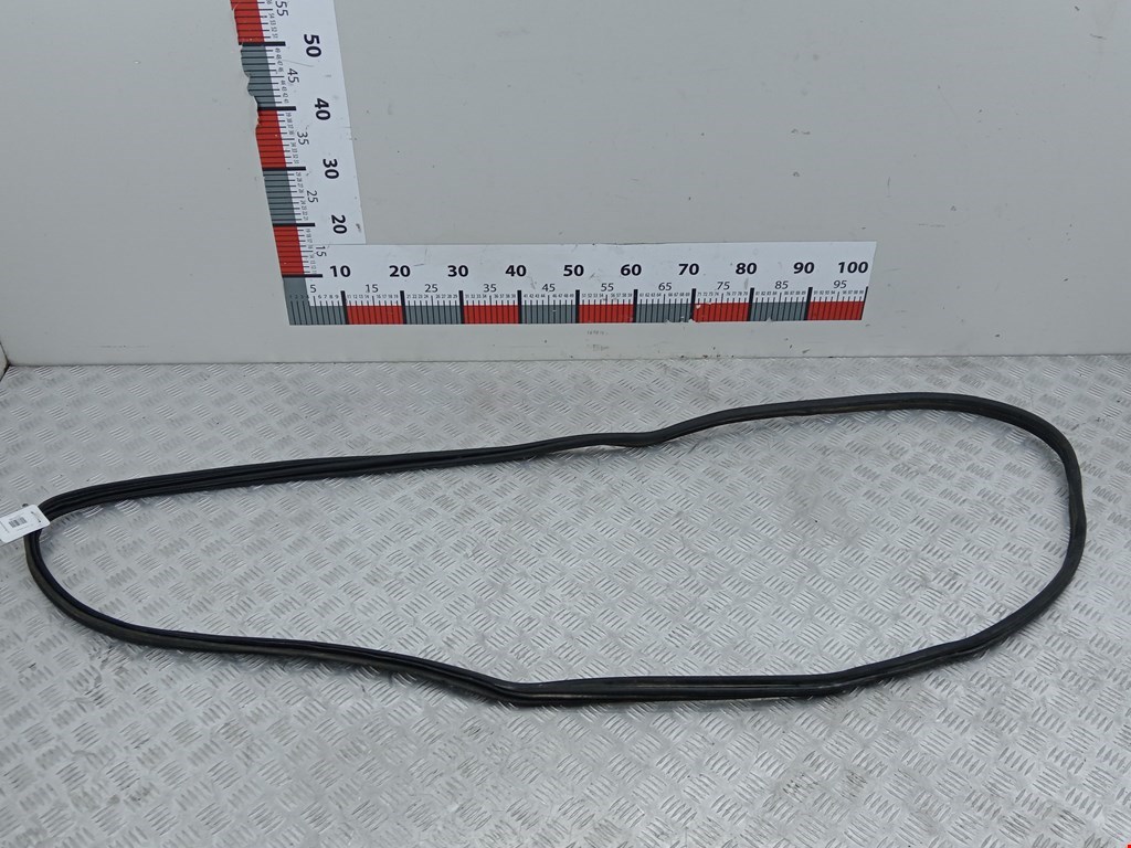 Уплотнитель (наружный) OPEL Omega B 1994-2004