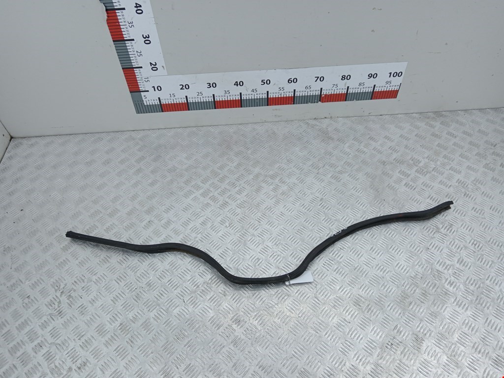 Уплотнитель (наружный) OPEL Omega B 1994-2004