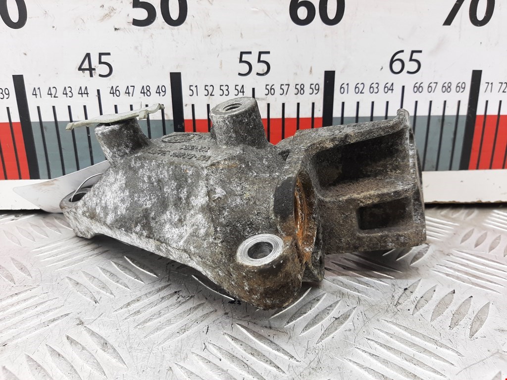 Кронштейн генератора FORD Transit 2000-2006