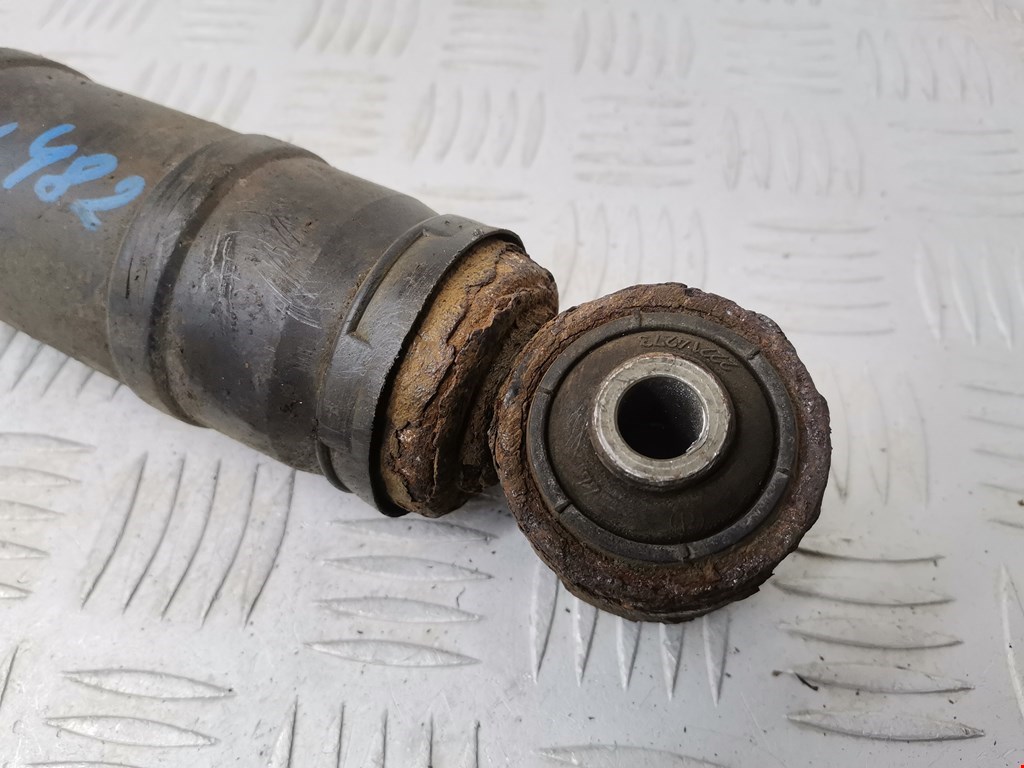 Амортизатор задний правый OPEL Zafira B 2005-2012