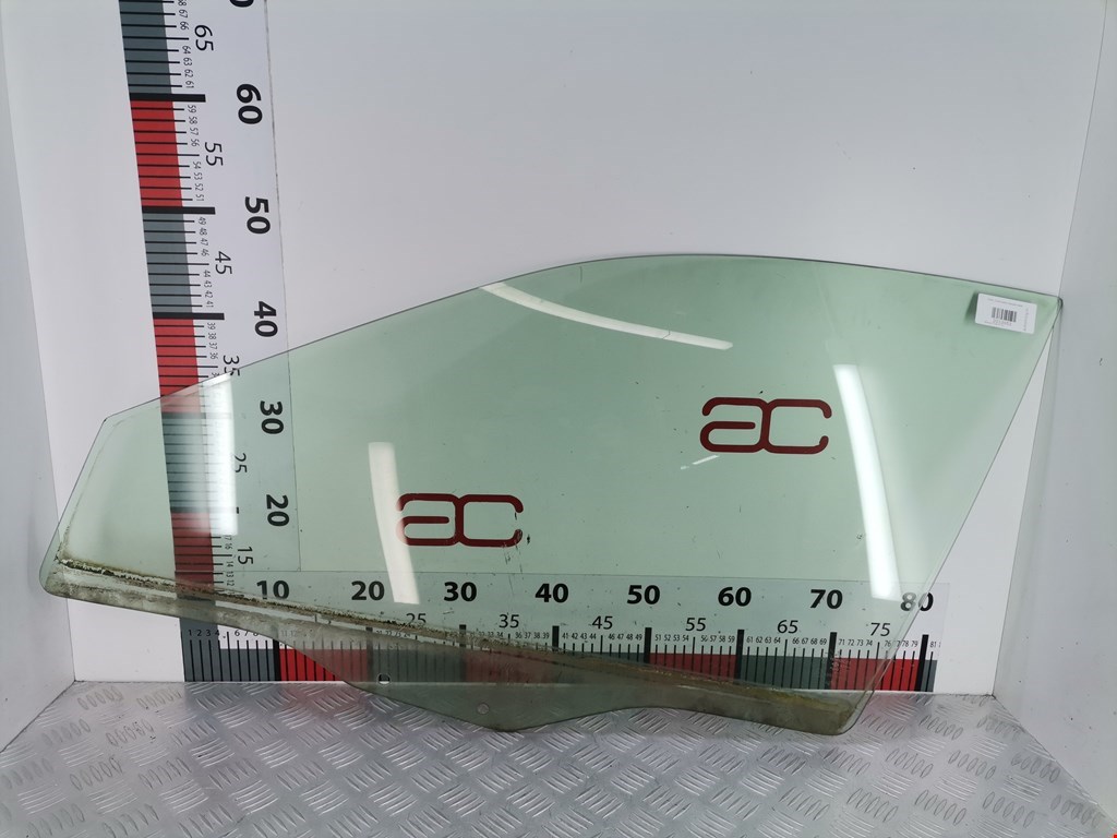 Стекло двери переднее левое MITSUBISHI Galant VIII 1996-2006