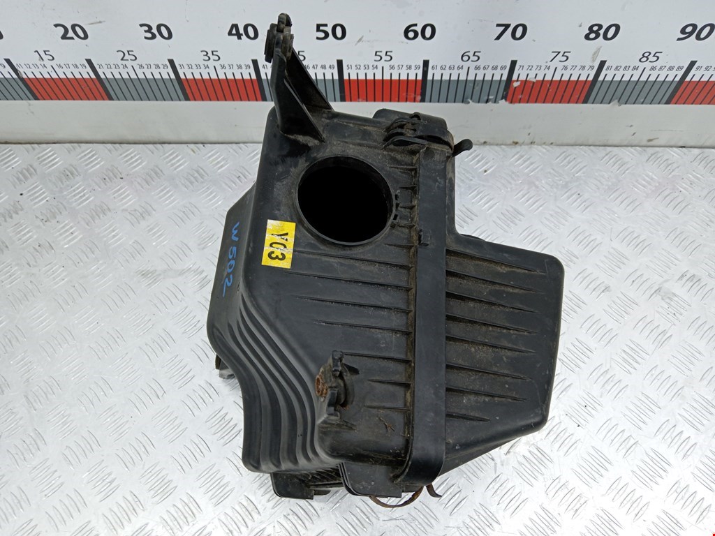 Корпус воздушного фильтра KIA Sorento 2002-2009