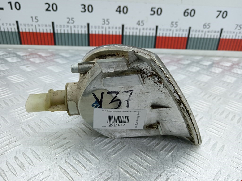 Указатель поворота (поворотник) левый Skoda Octavia 1U (1996-2010)