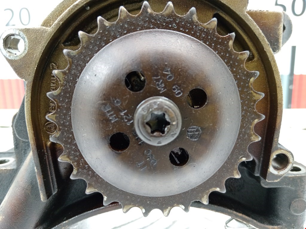 Насос масляный VOLKSWAGEN Touran 2003-2010