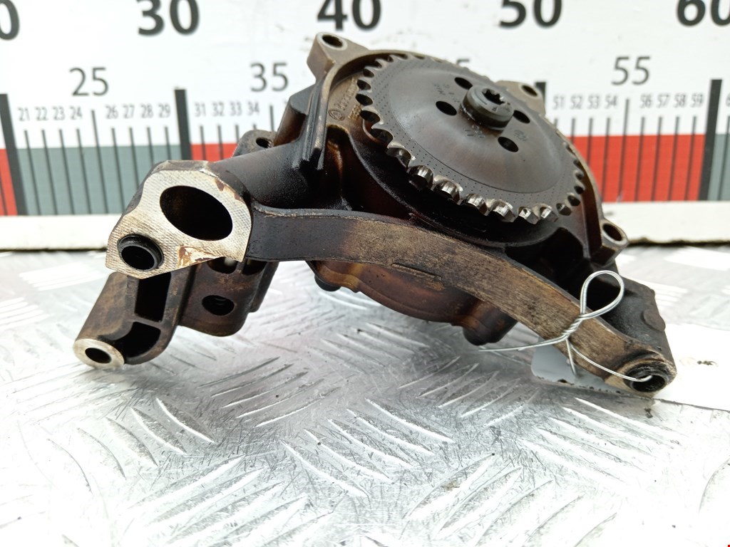 Насос масляный VOLKSWAGEN Touran 2003-2010