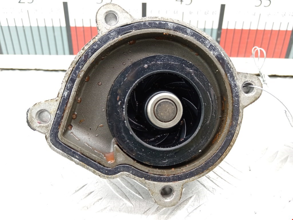 Насос водяной (помпа) VOLKSWAGEN Touran 2003-2010