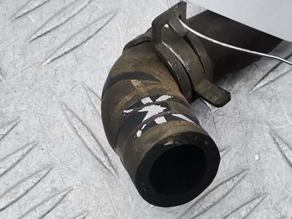 Патрубок отопителя VOLKSWAGEN Golf IV 1997-2003