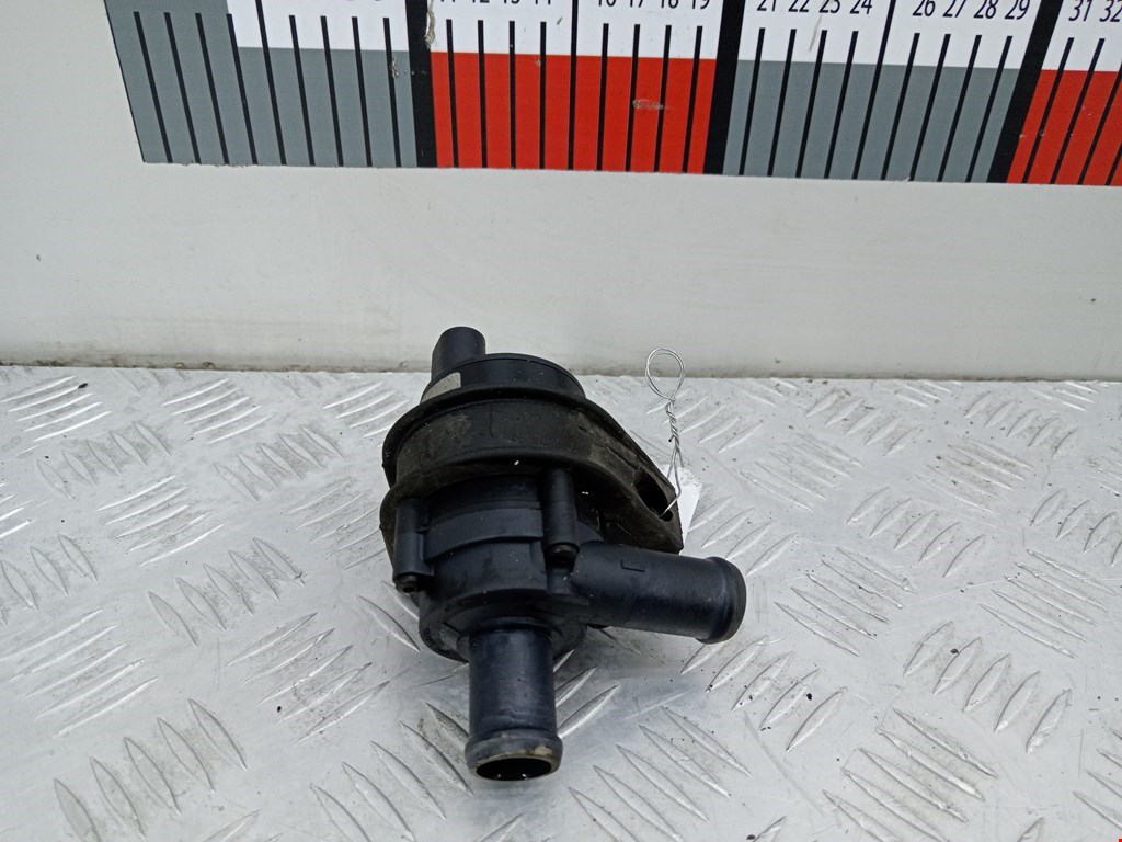 Насос водяной (помпа) OPEL Vectra Vectra C 2002-2008