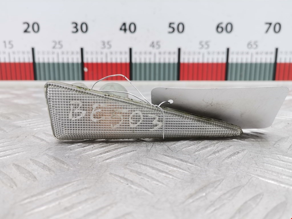 Повторитель на крыло RENAULT Scenic II 2003-2010