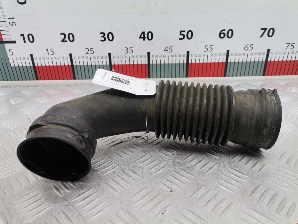 Патрубок воздушного фильтра PEUGEOT 407 2004-2010