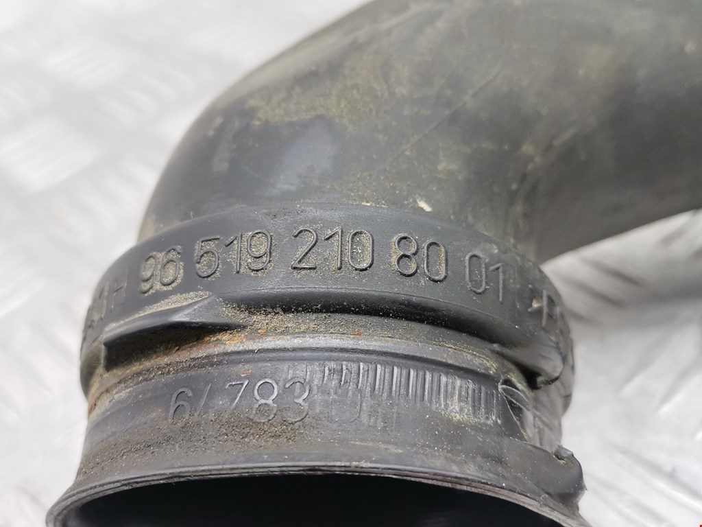 Патрубок воздушного фильтра PEUGEOT 407 2004-2010