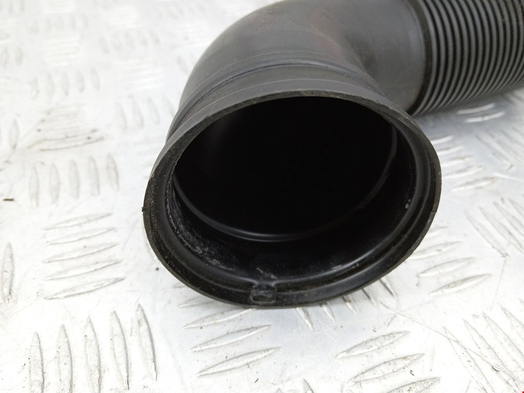 Патрубок воздушного фильтра OPEL Astra J 2009-2017