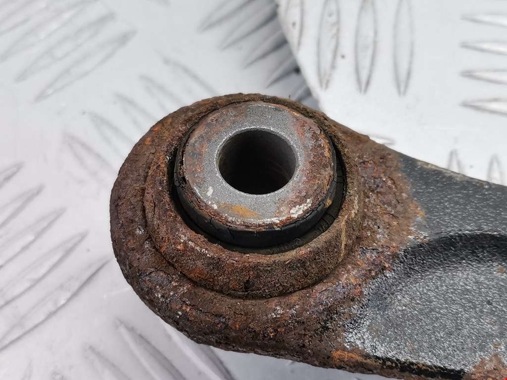 Рычаг задний правый VOLVO V60 2010-2018