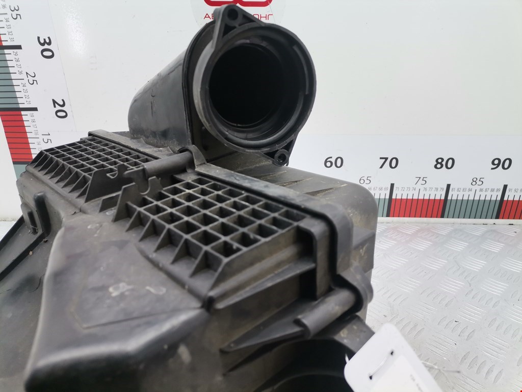 Корпус воздушного фильтра SEAT Alhambra 1996-2010