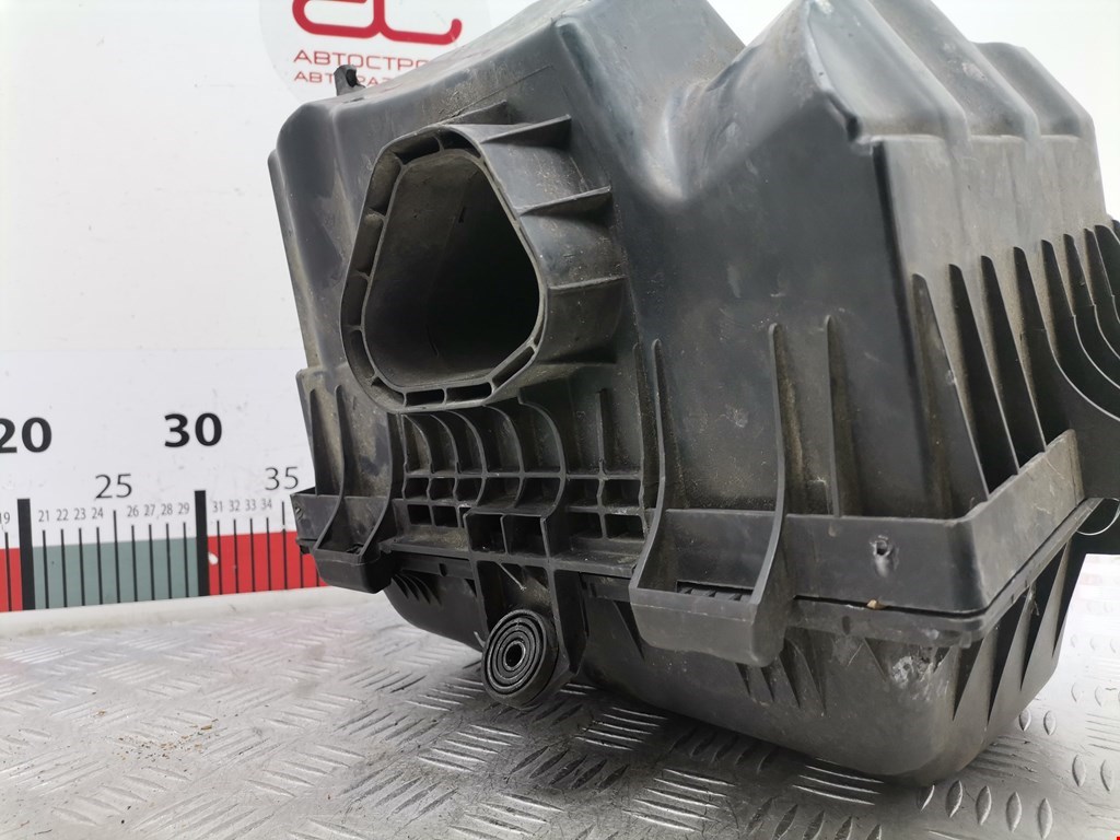 Корпус воздушного фильтра SEAT Alhambra 1996-2010