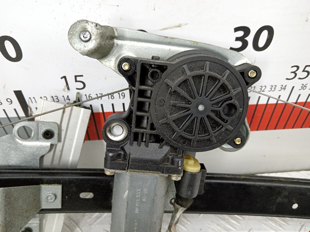 Стеклоподъемник задний правый VOLVO XC90 2002-2014