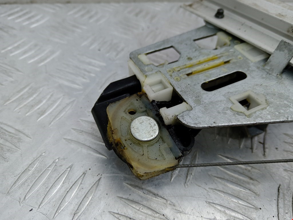 Стеклоподъемник задний правый VOLVO XC90 2002-2014