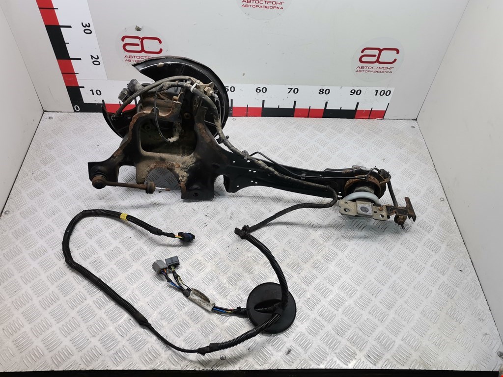 Ступица задняя левая VOLVO V60 2010-2018