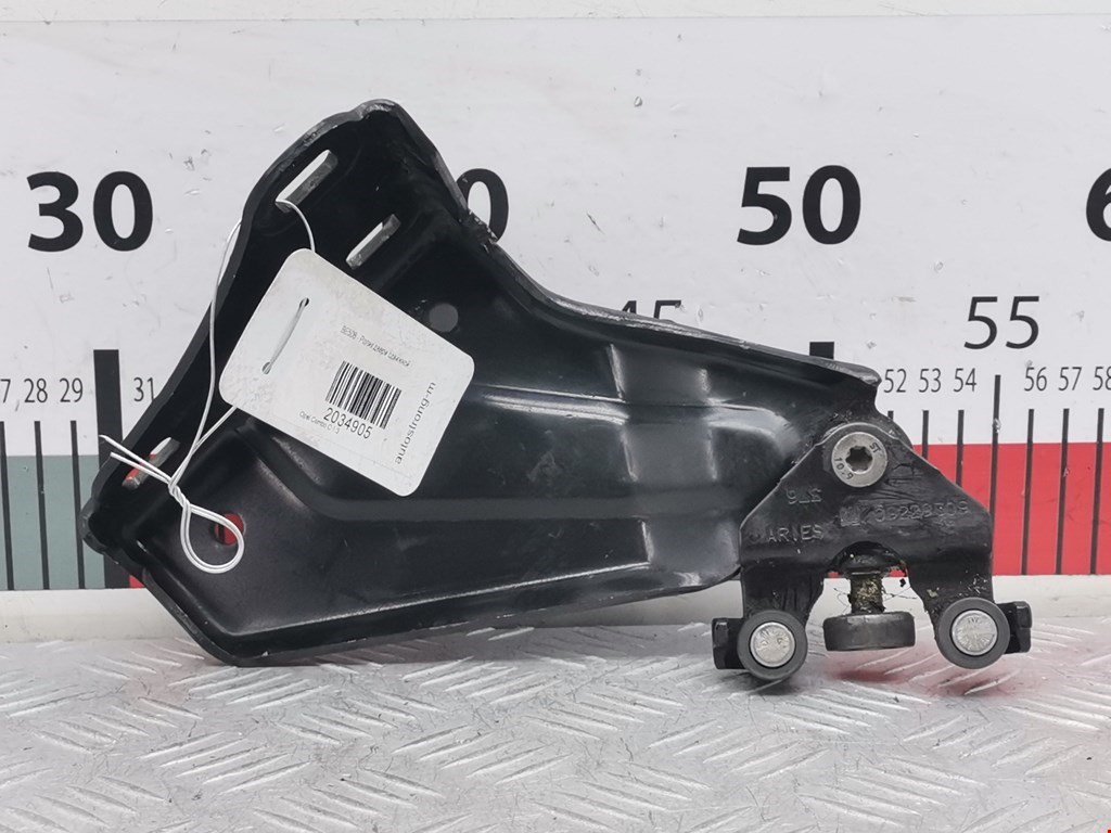 Ролик двери сдвижной (левый/правый средний верхний/нижний) OPEL Combo C 2001-2011