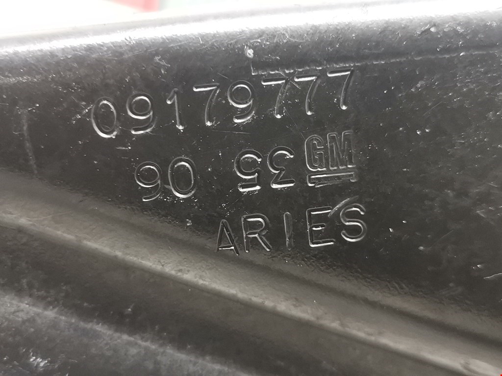 Ролик двери сдвижной (левый/правый средний верхний/нижний) OPEL Combo C 2001-2011