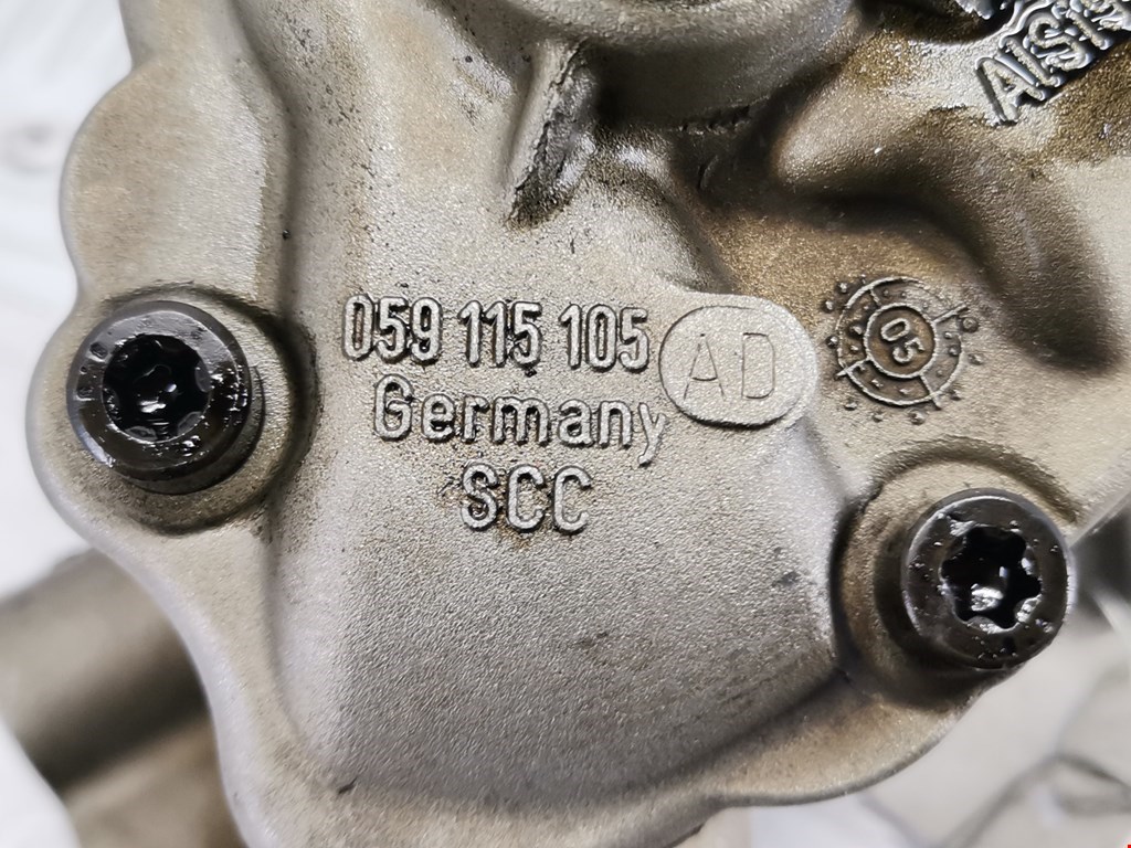 Насос масляный AUDI A6 C6 2004-2010