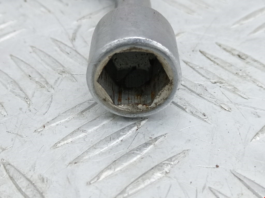 Ключ балонный MERCEDES-BENZ E-Class W211, S211 2002-2009