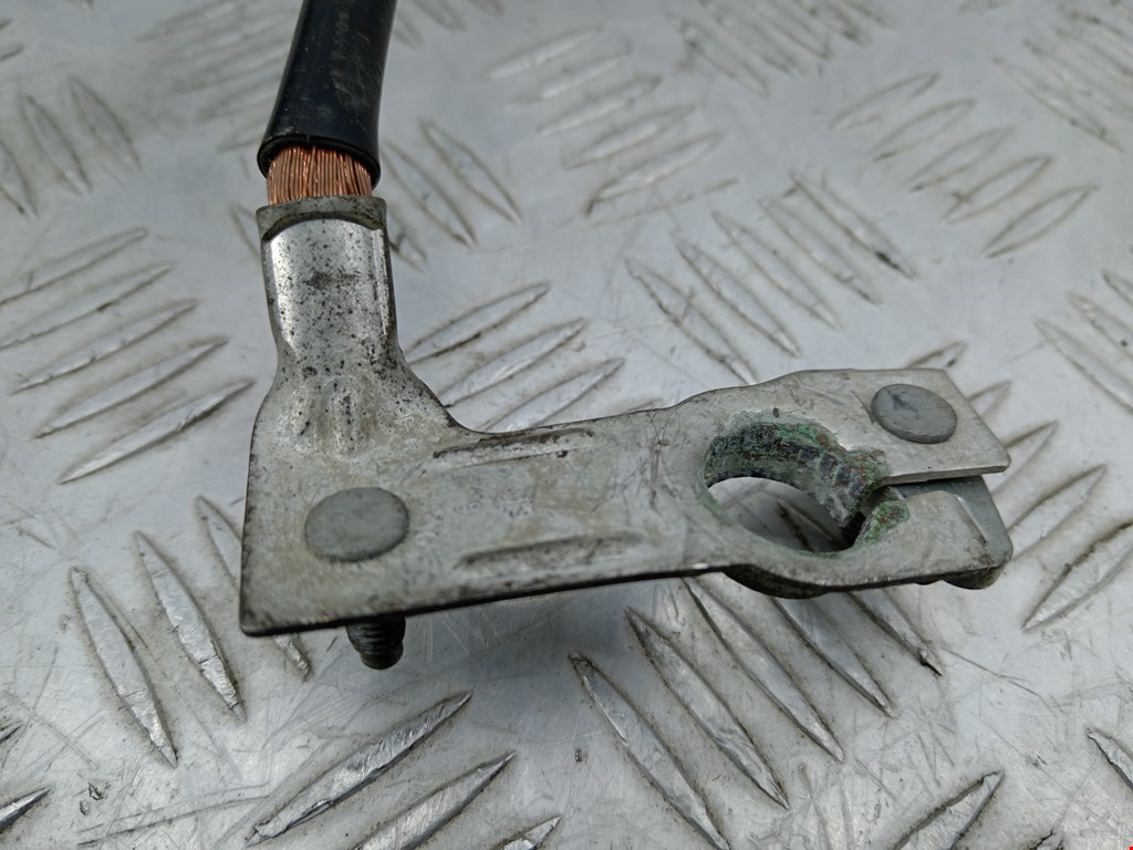 Клемма аккумулятора (минус) - FORD Transit 2006-2014