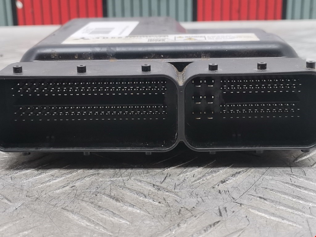 Блок управления двигателя (ЭБУ) MITSUBISHI L200 KB 2006-2015
