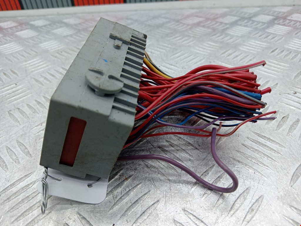 Датчик уровня в бачок омывателя VOLVO XC90 2002-2014