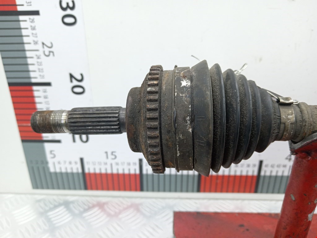 Полуось (привод, приводной вал) передняя левая RENAULT Kangoo 1997-2008